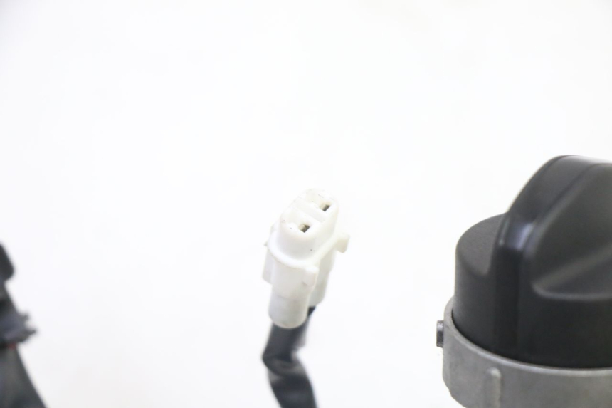 photo de NEIMAN PIAGGIO MP3 HPE 310 (2024 - 2025) - Autre angle de vue