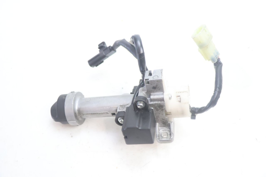 photo de NEIMAN PIAGGIO MP3 HPE 530 (2022 - 2026) - Détail de la pièce