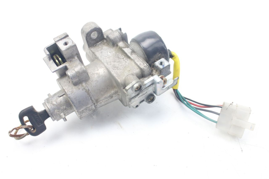 photo de NEIMAN KYMCO PEOPLE 250 (2004 - 2008) - État de surface