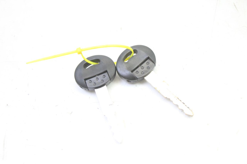 photo de NEIMAN PEUGEOT STREETZONE I NAKED 2T 50 (2018 - 2020) - État de surface