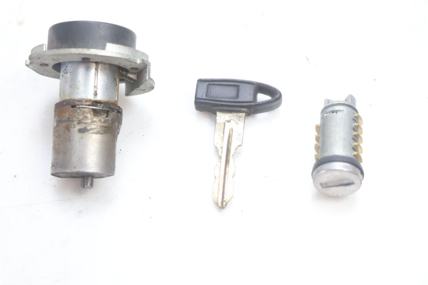 photo de NEIMAN PIAGGIO ZIP 4T 50 (2006 - 2017) - Zoom état d’usage