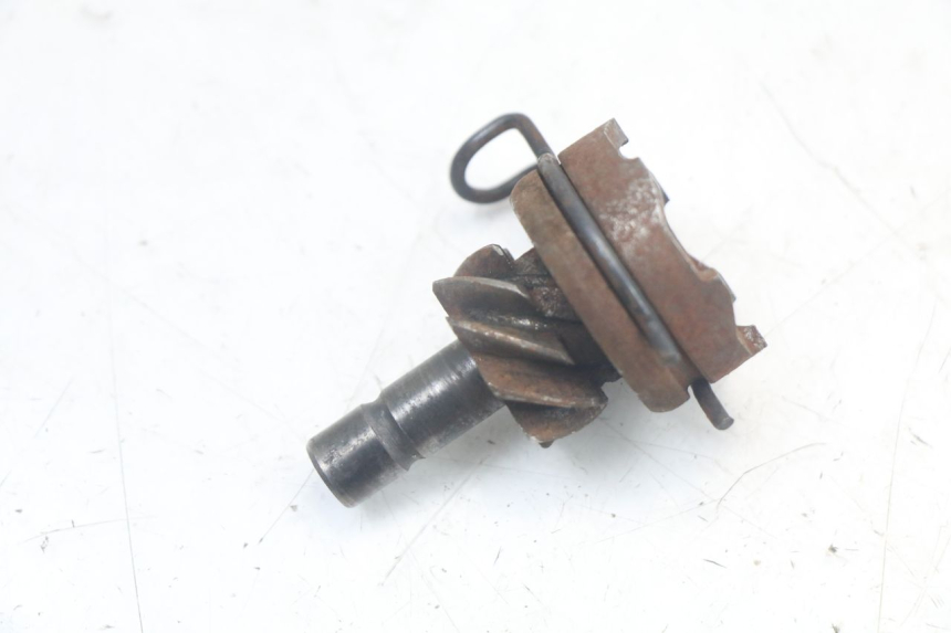 photo de NOIX KICK SYM ORBIT III 3 4T 50 (2018 - 2021) - Détail de la pièce