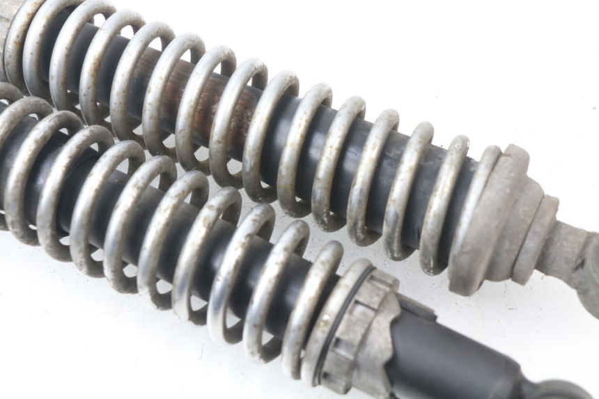 photo de PAIRE AMORTISSEUR ARRIERE PIAGGIO BEVERLY 125 (1998 - 2005) - Gros plan technique