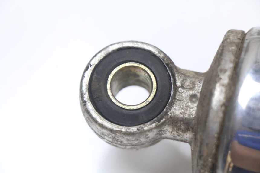 photo de PAIRE AMORTISSEUR ARRIERE SUZUKI GN 125 (1997 - 2000) - Points de fixation