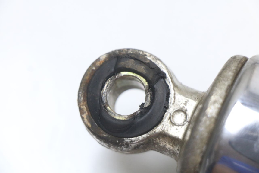 photo de PAIRE AMORTISSEUR ARRIERE SUZUKI GN 125 (1997 - 2000) - État de surface