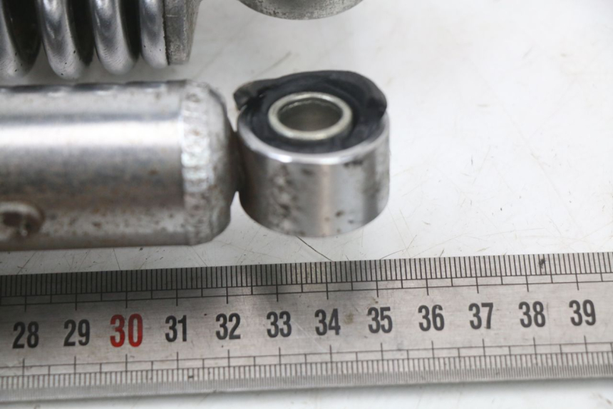 photo de PAIRE AMORTISSEUR ARRIERE SUZUKI GSX E 250 (1982 - 1983) - Zoom état d’usage