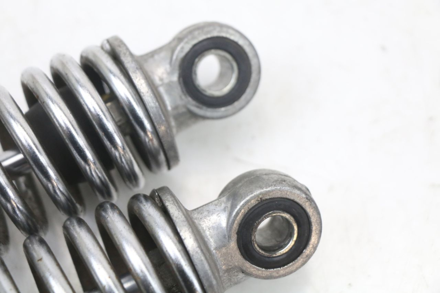 photo de PAIRE AMORTISSEUR ARRIERE SUZUKI GSX E 250 (1982 - 1983) - État de surface