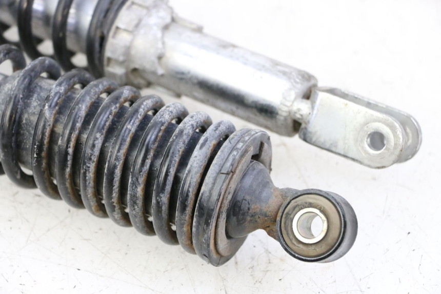 photo de PAIRE AMORTISSEUR ARRIERE SYM JOYMAX 125 (2010 - 2017) - Gros plan technique