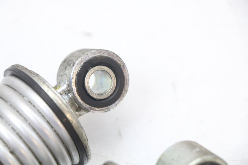 photo de PAIRE AMORTISSEUR ARRIERE HONDA PCX (JF28) 125 (2009 - 2011) - Points de fixation