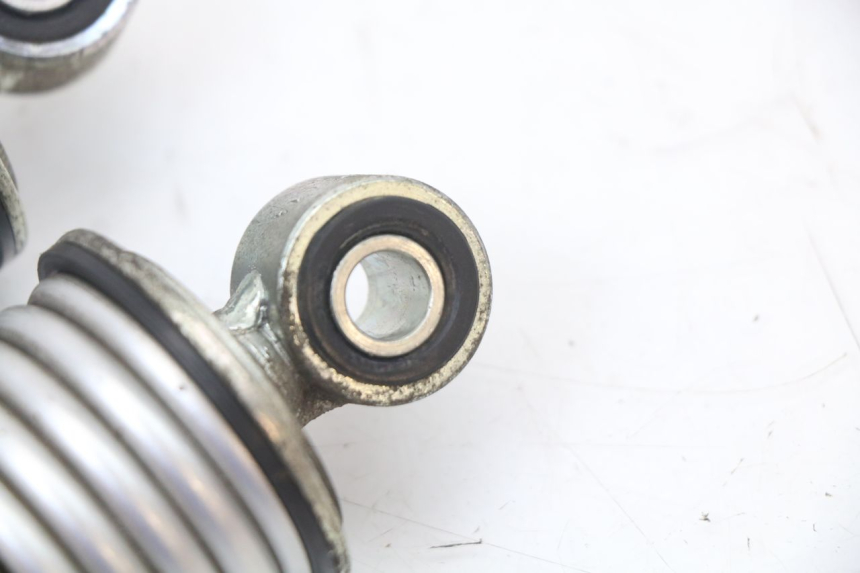 photo de PAIRE AMORTISSEUR ARRIERE HONDA PCX (JF28) 125 (2009 - 2011) - État de surface