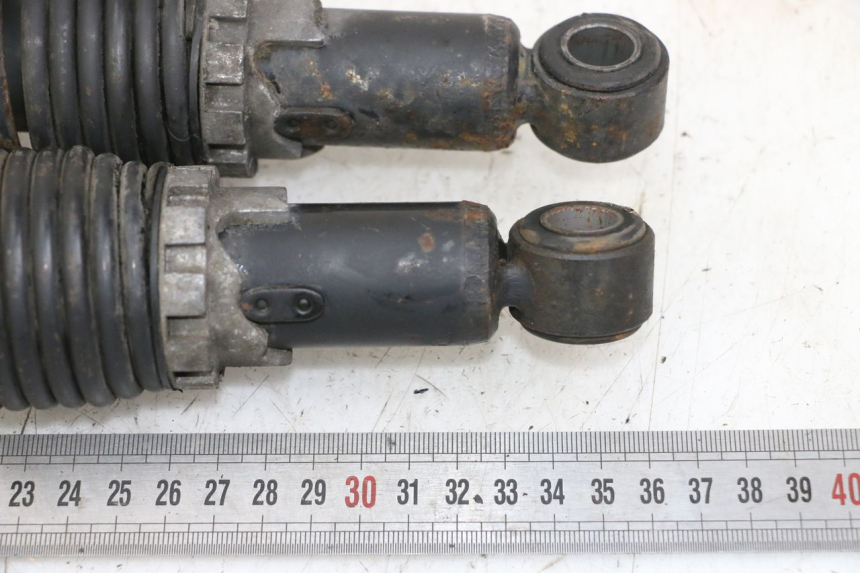 photo de PAIRE AMORTISSEUR ARRIERE PIAGGIO BEVERLY 125 (1998 - 2005) - Détail de la pièce