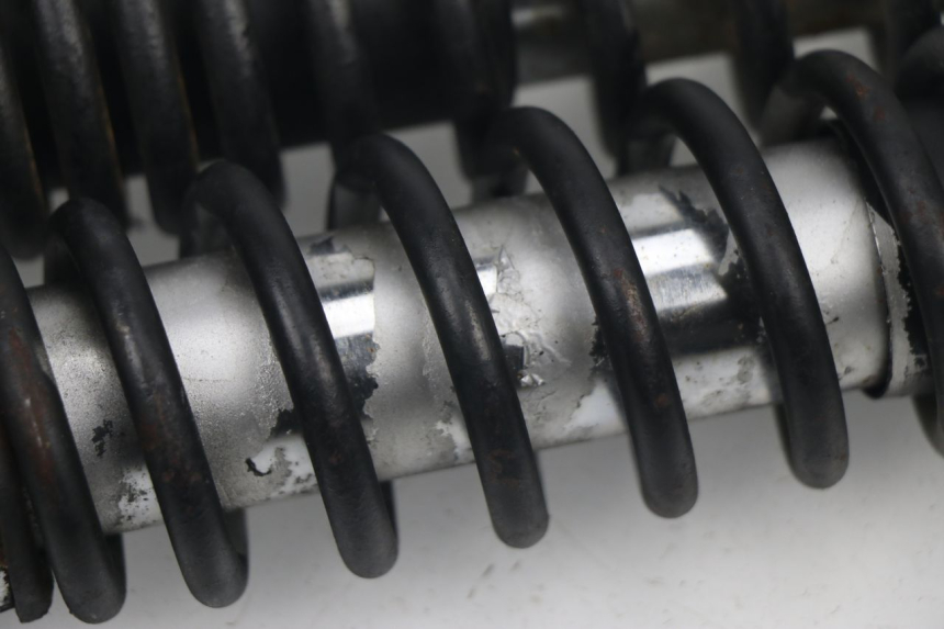 photo de PAIRE AMORTISSEUR ARRIERE KYMCO PULSAR 125 (2008 - 2015) - Vue d’ensemble