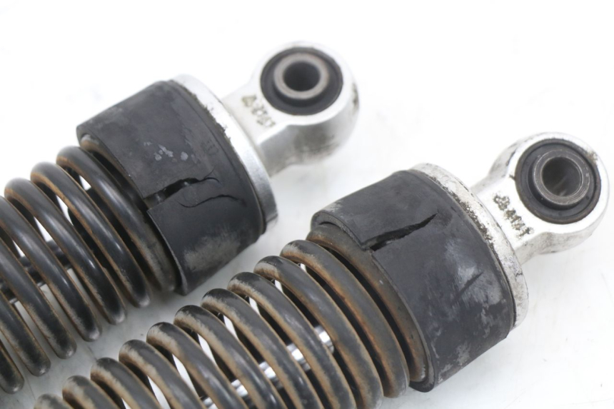 photo de PAIRE AMORTISSEUR ARRIERE PIAGGIO X10 125 (2012 - 2017) - Gros plan technique