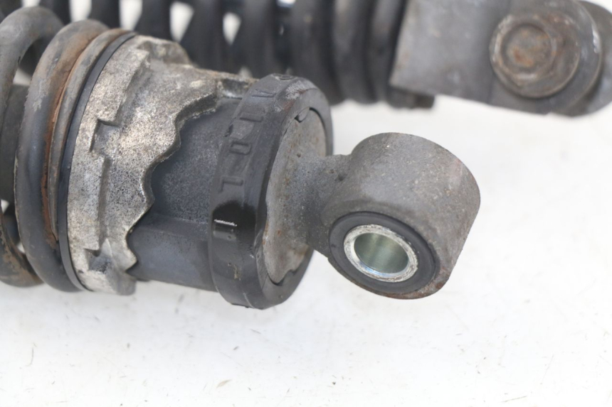 photo de PAIRE AMORTISSEUR ARRIERE YAMAHA YP MAJESTY 125 (1998 - 2001) - Points de fixation