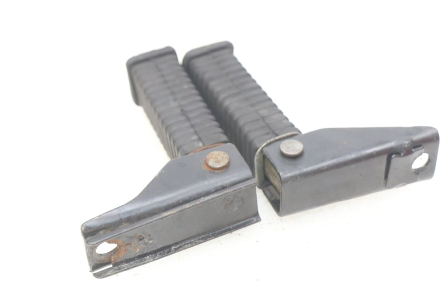 photo de PAIRE CALE PIED ARRIERE TNT MOTOR CITY 50 (2007 - 2018) - Zoom état d’usage