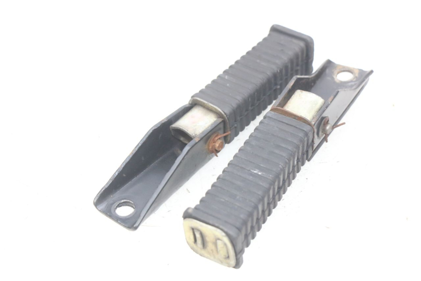 photo de PAIRE CALE PIED ARRIERE TNT MOTOR CITY 50 (2007 - 2018) - Gros plan technique