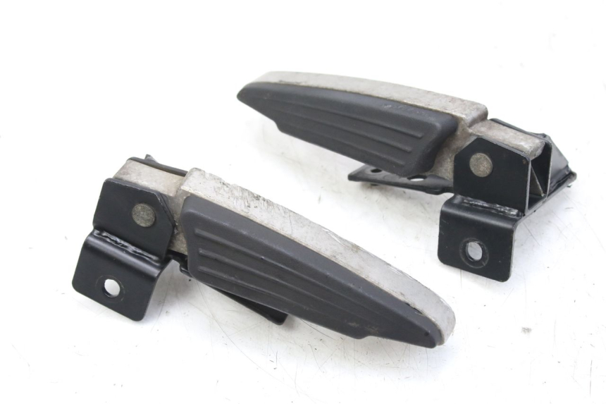 photo de PAIRE CALE PIED ARRIERE PEUGEOT CITYSTAR 50 (2013 - 2017) - Vue principale