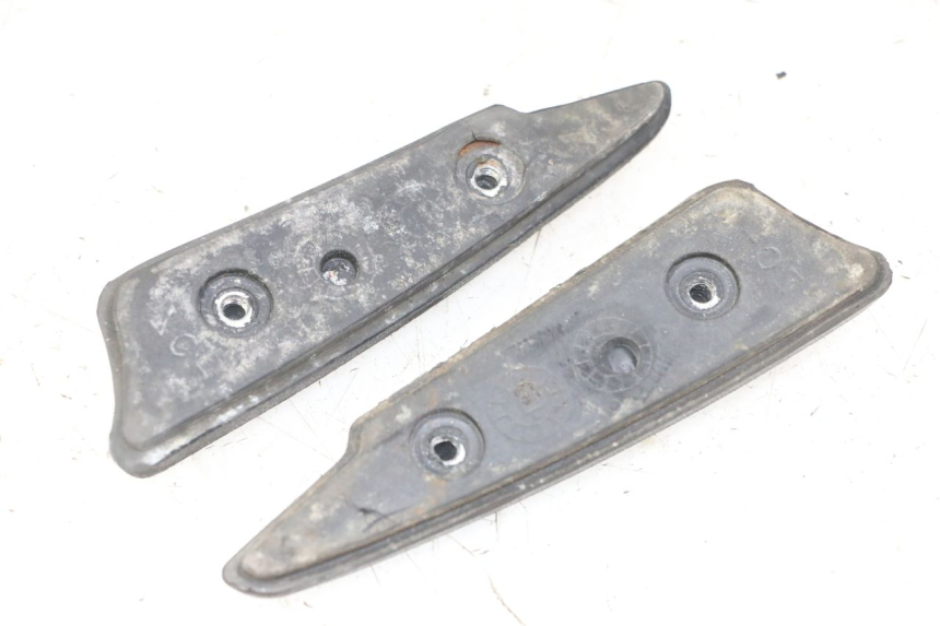 photo de PAIRE CALE PIED ARRIERE PEUGEOT CITYSTAR 50 (2013 - 2017) - Zoom état d’usage