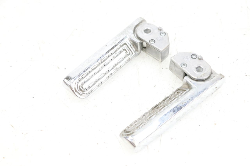 photo de PAIRE CALE PIED ARRIERE SEGWAY NINEBOT E125S 1 (2022 - 2026) - Détail de la pièce