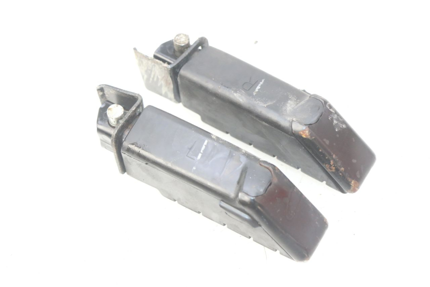 photo de PAIRE CALE PIED ARRIERE YAMAHA D'ELIGHT DELIGHT 115 (2013 - 2017) - Gros plan technique