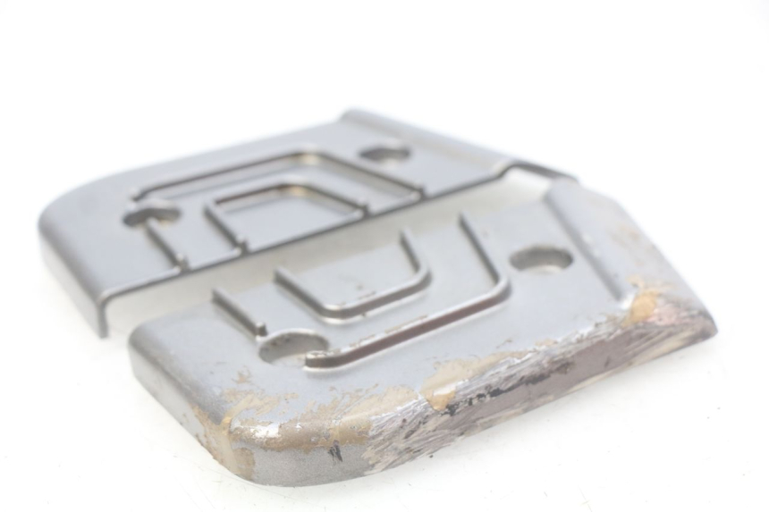 photo de PAIRE CALE PIED ARRIERE TNT MOTOR GRIDO 2T 50 (2010 - 2019) - Points de fixation