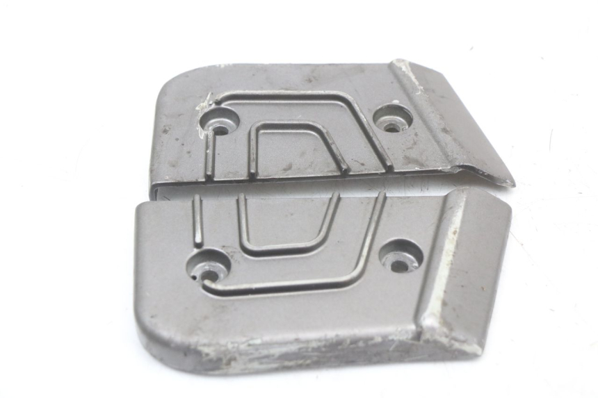 photo de PAIRE CALE PIED ARRIERE TNT MOTOR GRIDO 2T 50 (2010 - 2019) - Zoom état d’usage