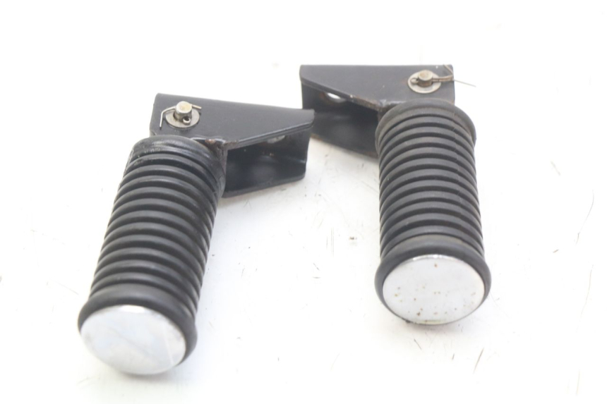 photo de PAIRE CALE PIED ARRIERE KEEWAY HURRICANE 50 (2006 - 2019) - Zoom état d’usage