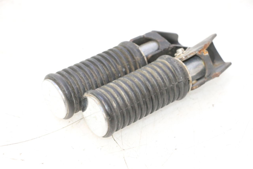 photo de PAIRE CALE PIED ARRIERE KEEWAY HURRICANE 50 (2006 - 2019) - Vue principale