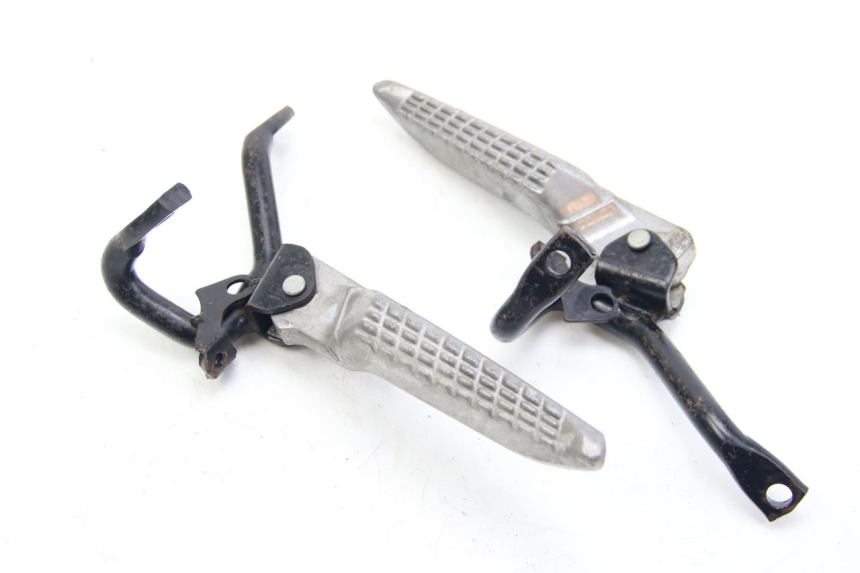 photo de PAIRE CALE PIED ARRIERE REVATTO IMPERATOR 125 (2007 - 2015) - Vue principale