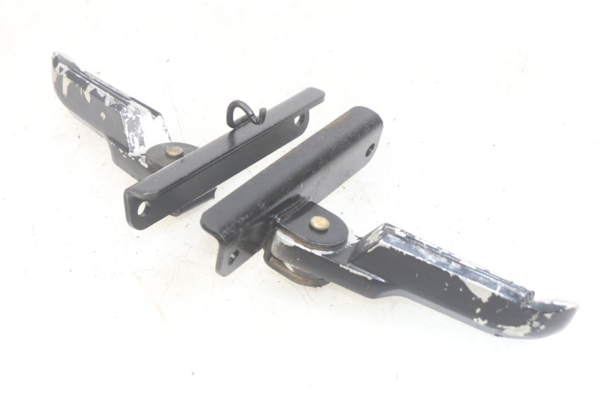 photo de PAIRE CALE PIED ARRIERE SYM JET SPORT XR 50 (2006 - 2015) - Vue d’ensemble