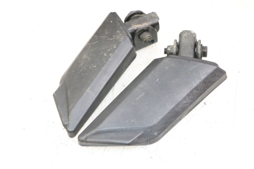 photo de PAIRE CALE PIED ARRIERE PEUGEOT KISBEE 4T 50 (2010 - 2017) - Autre angle de vue