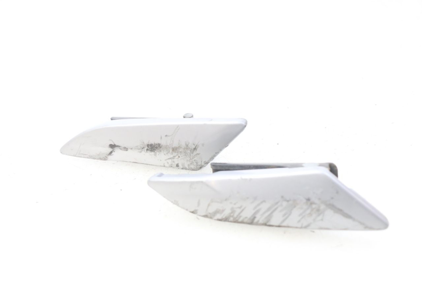 photo de PAIRE CALE PIED ARRIERE PIAGGIO LIBERTY IGET 4T 50 (2015 - 2020) - Détail de la pièce