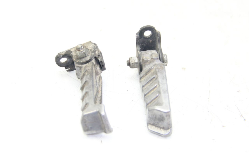 photo de PAIRE CALE PIED ARRIERE PEUGEOT LUDIX 50 (2008 - 2017) - Vue principale