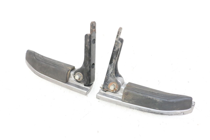 photo de PAIRE CALE PIED ARRIERE PIAGGIO MP3 500 (2014 - 2017) - Vue principale