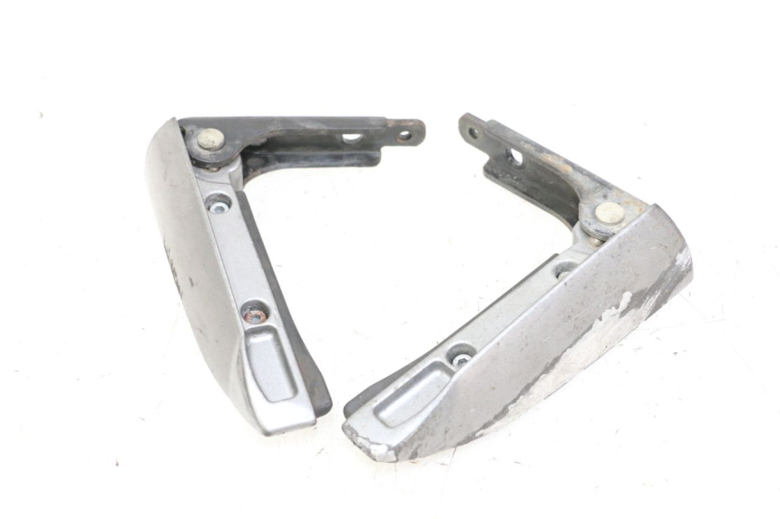 photo de PAIRE CALE PIED ARRIERE PIAGGIO MP3 500 (2014 - 2017) - Pièce contrôlée