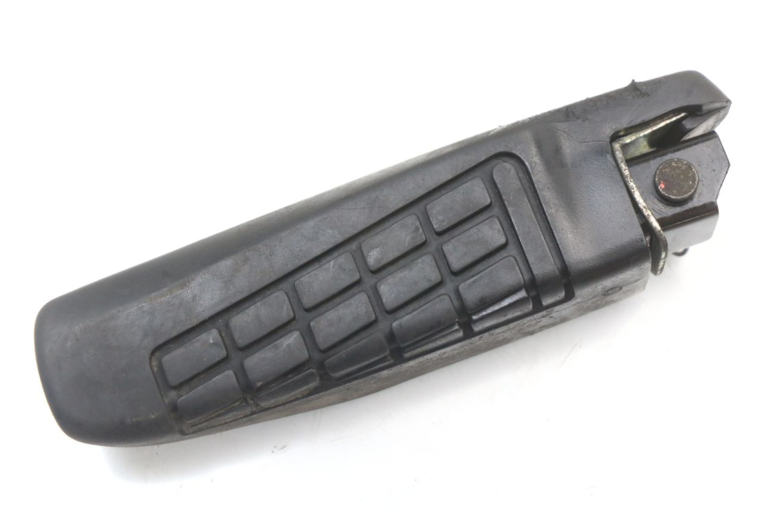 photo de PAIRE CALE PIED ARRIERE MBK MW TRYPTIK 125 (2014 - 2016) - Points de fixation