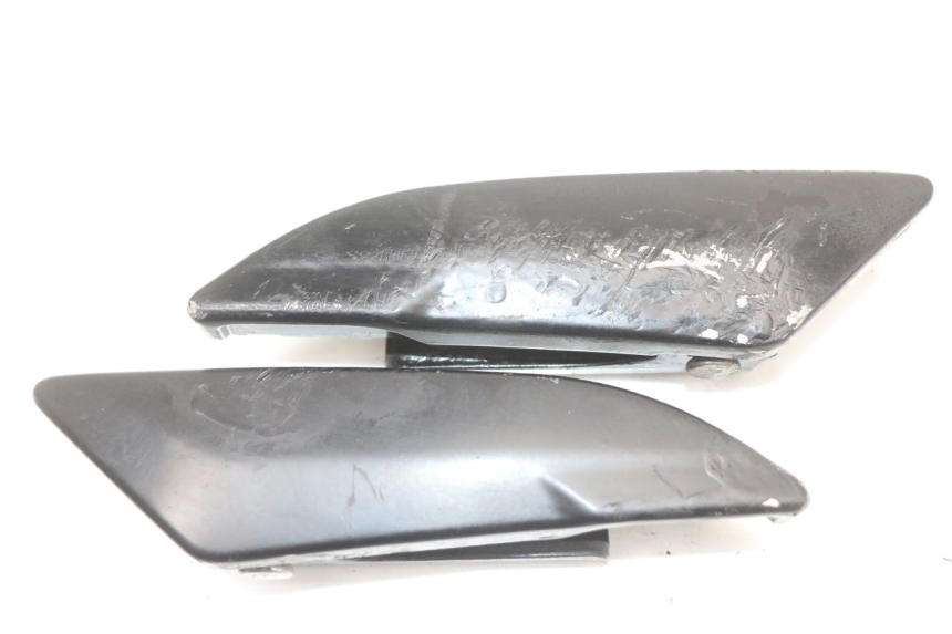 photo de PAIRE CALE PIED ARRIERE PIAGGIO NEW TYPHOON 50 (2018 - 2021) - Zoom état d’usage