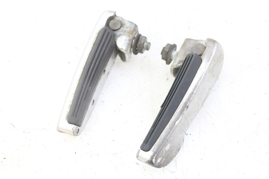 photo de PAIRE CALE PIED ARRIERE GILERA NEXUS 125 (2009 - 2013) - Vue principale