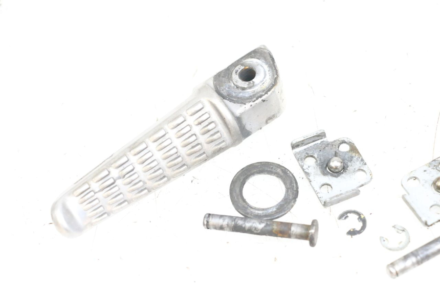 photo de PAIRE CALE PIED ARRIERE KAWASAKI NINJA 400 (2018 - 2023) - Vue d’ensemble