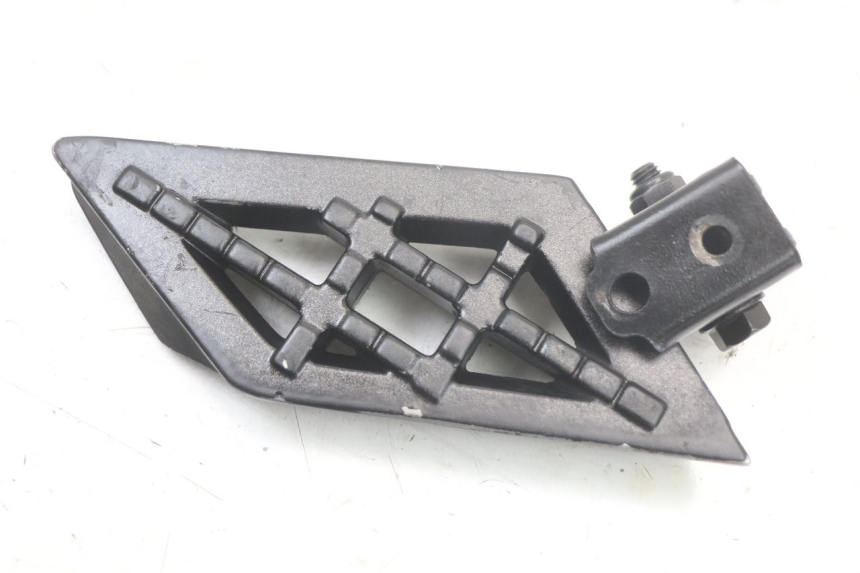 photo de PAIRE CALE PIED ARRIERE PEUGEOT STREETZONE 4T 50 (2018 - 2023) - Vue d’ensemble