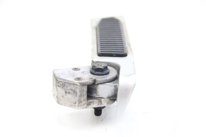 photo de PAIRE CALE PIED ARRIERE LVNENG S5 1 (2019 - 2023) - Gros plan technique