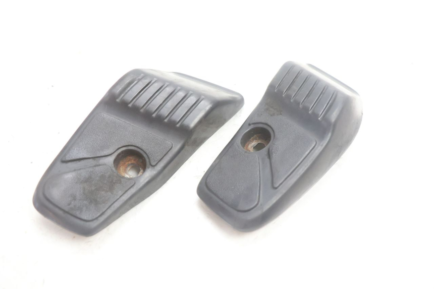 photo de PAIRE CALE PIED ARRIERE HONDA SCV LEAD 100 (2003 - 2007) - Vue principale