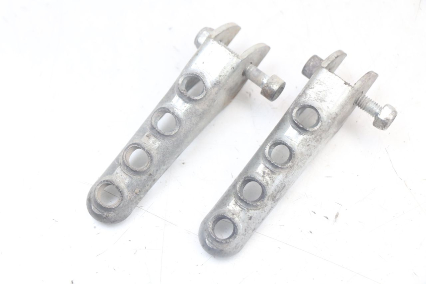 photo de PAIRE CALE PIED ARRIERE SHERCO SM-R 50 (2013 - 2017) - Autre angle de vue