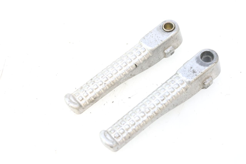 photo de PAIRE CALE PIED ARRIERE PEUGEOT SPEEDFIGHT LC 50 (1996 - 2002) - Vue principale