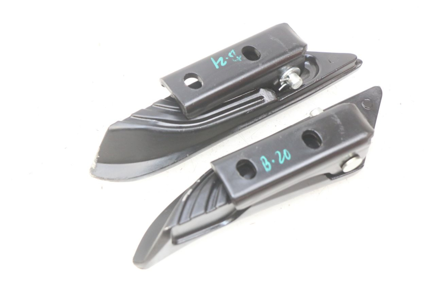 photo de PAIRE CALE PIED ARRIERE APRILIA SXR 50 (2021 - 2023) - Vue d’ensemble