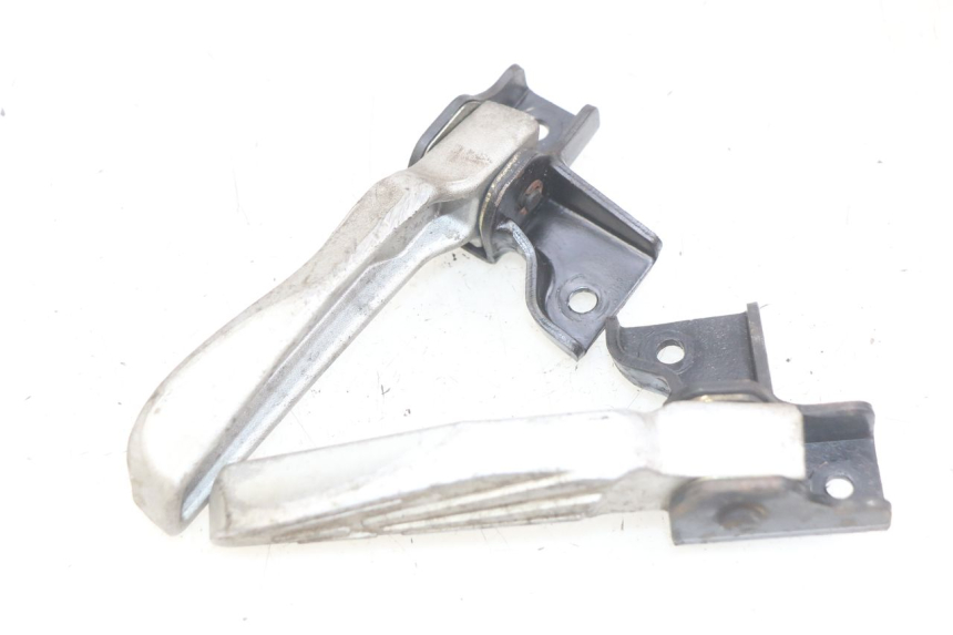 photo de PAIRE CALE PIED ARRIERE SYM SYMPHONY 125 (2009 - 2015) - Détail de la pièce