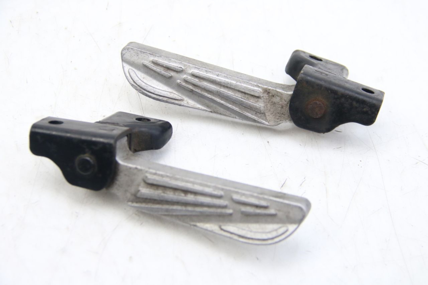 photo de PAIRE CALE PIED ARRIERE PEUGEOT TWEET 4T 50 (2010 - 2014) - Vue principale