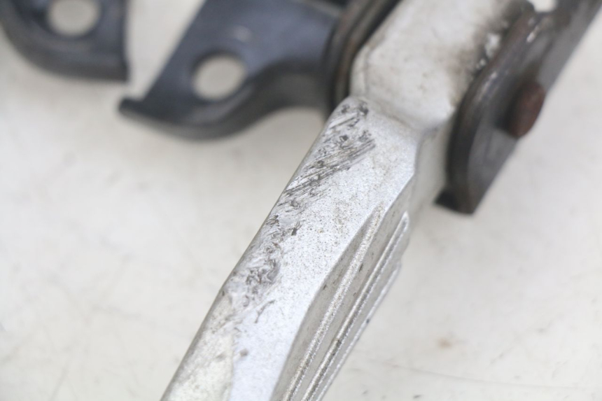 photo de PAIRE CALE PIED ARRIERE PEUGEOT TWEET 4T 50 (2018 - 2022) - Autre angle de vue