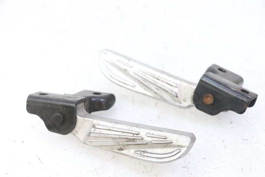 photo de PAIRE CALE PIED ARRIERE PEUGEOT TWEET 4T 50 (2018 - 2022) - Vue principale