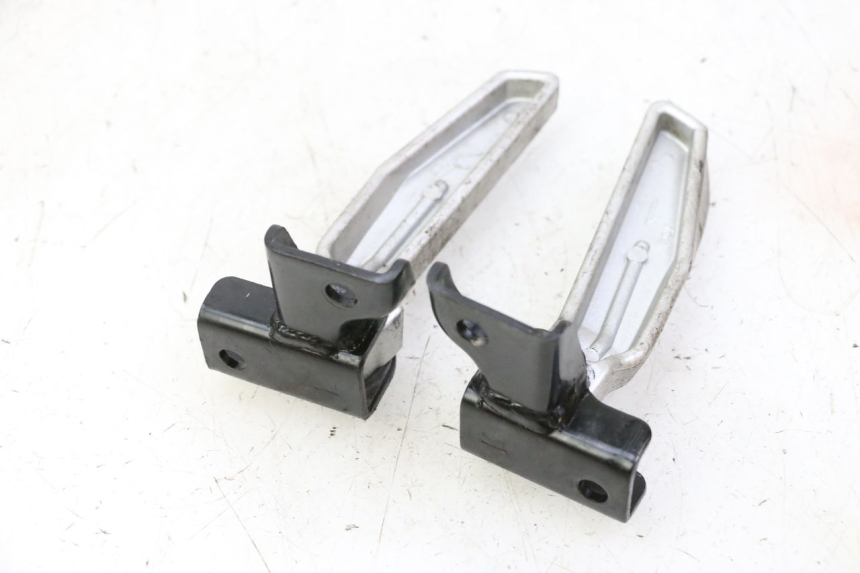 photo de PAIRE CALE PIED ARRIERE PEUGEOT TWEET PRO CARGO 50 (2018 - 2022) - Vue d’ensemble